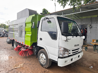 Xe quét rác, hút bụi