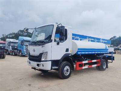 XE PHUN NƯỚC TƯỚI CÂY RỬA ĐƯỜNG 6 KHỐI