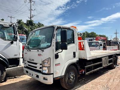 Xe cứu hộ giao thông Isuzu FRR550 sàn trượt càng kéo hạ đất